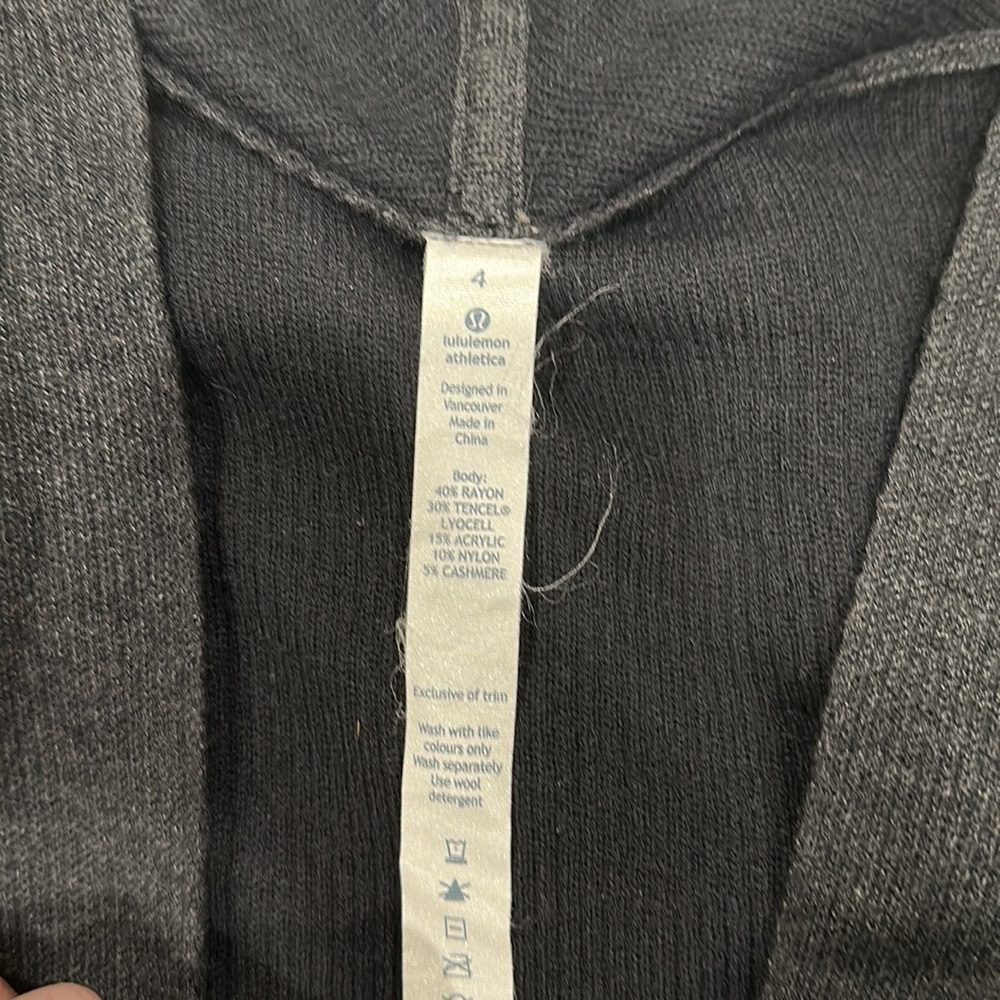 Lululemon jacket - Picture 3 of 5